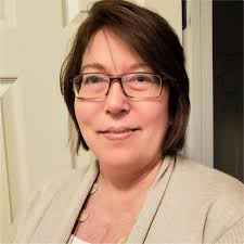 Mary Millard's Instagram, Twitter & Facebook