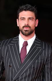 The Truth Behind Blake Lively and Anna Kendrick Feud Rumors