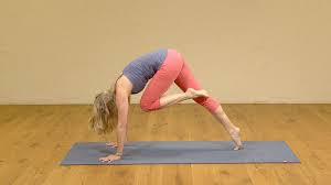 How To Step Forward To Lunge From Downward Dog Downward Dog Lunges Downward Facing Dog