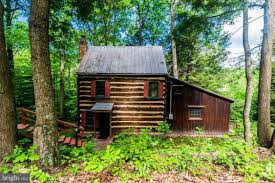 Sawmill on bearwallow ridge meigs co. C 1850 Log Berkeley Springs Wv Old House Dreams