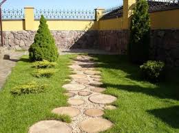 Die Gartenwege Verantwortlich Anlegen Und Gestalten In 2020 Garten Gartenweg Gartenwege Anlegen