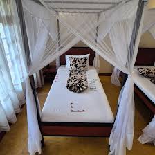 Pazuri Inn - Reviews & Photos
