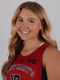 Hannah Couch's Instagram, Twitter & Facebook