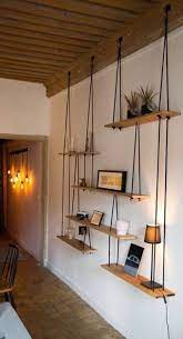 Installée au jardin, à l'entrée de la maison, dans le salon, dans la cuisine, dans la salle de bains ou ailleurs, elle vous permettra de gagner en espace et idée d'étagère fabriquée en bois rustique et de décor mural avec palette pour la cuisine. Comment Fabriquer Une Etagere En Palette 4 Etapes Simples Et Ludiques
