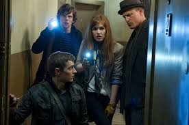 There is a real story here, and that is what keeps you drawn in it. Die Unfassbaren Now You See Me Trailer Kritik Bilder Und Infos Zum Film