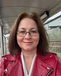 Kostumet Tradicionale Shqiptare Ne Londer की प्रोफ़ाइल