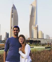 تفوق نايل نصار على فارس انجلترا الذي جاء في المركز الثاني وفارس ألمانيا في المركز الثالث. Ù…Ù† Ù‡Ùˆ Ø§Ù„Ù…ØµØ±ÙŠ Ù†Ø§ÙŠÙ„ Ù†ØµØ§Ø± Ø§Ù„Ø°ÙŠ Ø®Ø·Ù Ù‚Ù„Ø¨ Ø§Ø¨Ù†Ø© Ø¨ÙŠÙ„ Ø¬ÙŠØªØ³