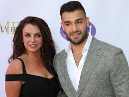 Sam asghari supports britney spears ahead of her hearing, and fans are all for it. Britney Spears I Sam Asghari Poczatki Plotki I Kuratela Co Wiemy O Tej Relacji Eska Pl