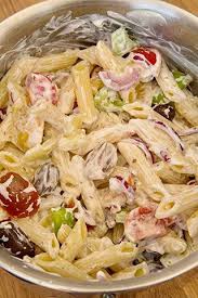 Voi puteți folosi ce paste preferați. Salata Greceasca De Paste Cu Iaurt Diva In Bucatarie Healty Food Food Inspiration Food Receipes