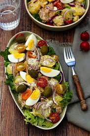 Salade De Pommes De Terre Au Thon Oeufs Durs Et Sauce Yaourt A La Moutarde Amandine Cooking Salade Pomme De Terre Salade Pomme Salade