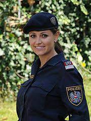 Für hochzeiten, ausfahrten, oldtimer rallyes oder die urlaubsreise. Polizeiuniform Osterreich Wikiwand