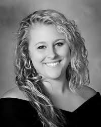 Kendra Shipley's Instagram, Twitter & Facebook