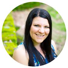 Jessica Dorner's Instagram, Twitter & Facebook