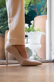 Maison Baum Ambrosia In 2020 Pumps Wildleder Mode