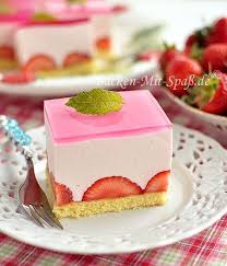 Gotterspeise Sahne Kuchen Kuchen Und Torten Kuchen Kuchen Sahnekuchen