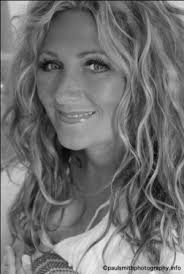 Q&A with bestselling author Amanda Prowse — and a BIG giveaway! |