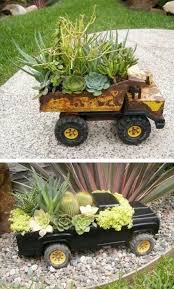 29 Ideen Fur Pflanzgefasse Im Garten Zum Selbermachen Gartencontainer Pflanzen Garten Gestalten