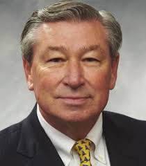 William Tinder's Instagram, Twitter & Facebook