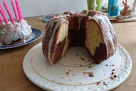 Saftiger Marmor Gugelhupf Rezept Marmor Gugelhupf Saftig Gugelhupf Und Lebensmittel Essen