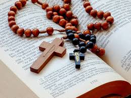 Bible And Rosary 1080p 2k 4k 5k Hd Wallpapers Free Download Wallpaper Flare The rosary is a priceless treasure inspired by god. pretty wallpapers. bible and rosary 1080p 2k 4k 5k hd