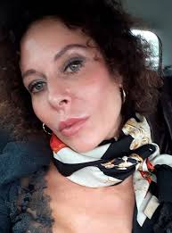 Nelly Tomas (tomasnelly2)