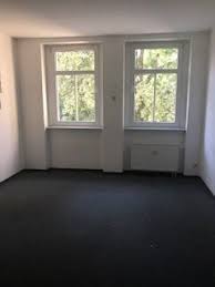 Ebenso fügen sich die verwendeten materialien perfekt in die wohnung ein. 5 Zimmer Wohnung Zu Vermieten Huttenstrasse 51 06110 Halle Saale Damaschkestrasse Mapio Net
