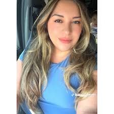 Anthro vibes @Aldi this week. I love the flower art work and the beautiful  flower candles. I can't get over the affordable prices.  #easter#seasonaldecor #springvibes #springdiy #springflorals  #springdecor#aldi#aldifinds#anthrovibes