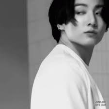 Shop fila x bts project 7 big logo tee at urban outfitters today. Jungkook Black And White Jungkook Fila Gif Jungkook Black And White Jungkook Jungkook Fila Discover Share Gifs