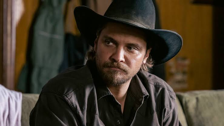 Kayce Dutton's Violent Marshals Season 2 Return Revives OG Yellowstone  Tradition In New Teaser