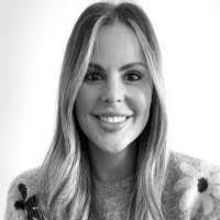 Danielle Toliver's Instagram, Twitter & Facebook