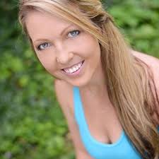 Katie Crowder (@katiecrowderfit)