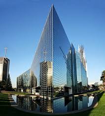 The Most Unusual Churches In The World Crystal Cathedral Cathedral Church