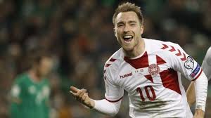Fans und vereine reagieren nach kollaps von christian eriksen. Fussball Danen Star Eriksen Mit Wehmut Nach Russland