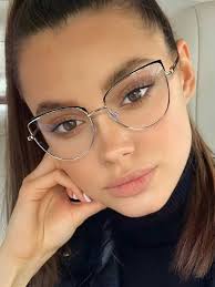 Crystal Godínez (crysgg28)