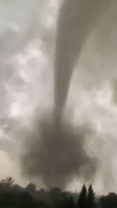 Strong and destructive tornadoes form most frequently in the united states, argentina, brazil, bangladesh. Oc 6nun5zrv Fm