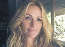 Julia roberts toronton elokuvajuhlissa 2018. Julia Roberts Reveals Depression Battle On Facebook Emirates Woman