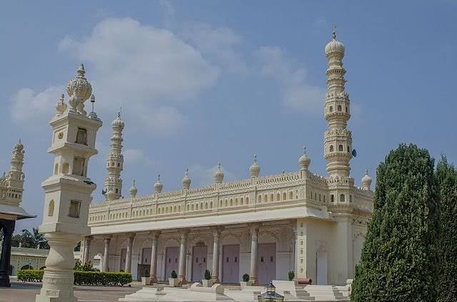 Tipu Sultan's Tomb: A Majestic Mausoleum and a Historical Monument in Srirangapatna - E India Tourism
