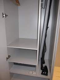 Sieh dich um und finde das passende! Schrank Mit Bugelbrett Und Eisen La Bastide De L Oliveraie Cannes Holidaycheck Cote D Azur Frankreich