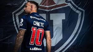 Marcelo canete), ponúkame aj stránky tímov (napr. Versus La U De Chile Ficho A Marcelo Canete