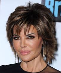 High volume is the main idea for lisa rinna's hairdo. Lisa Rinna Hairstyle Back View Short Hairstyles Back View Short Hair Back Short Hair Styles