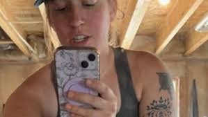 Amazon.com: Bathroom Mirrors for Wall,Gold Frame Mirror,22'' Round Circle  Mirror for Entryway Bedroom Vanity(22'',Gold) : Home & Kitchen