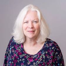 Lisa Tussey's Instagram, Twitter & Facebook