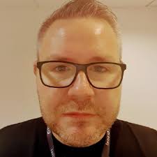 Not usually one for LinkedIn posts (airbrushed headshots and all!), but  here we are... I'm five weeks into my journey with @Huntswood, and I'll  admit — being “the new guy” for the