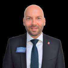 Hello and a warm welcome to your local Alnwick branch