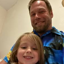 Shane Webb (@kermittherev) • Instagram photos and videos