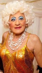 Brenda Bart's Instagram, Twitter & Facebook