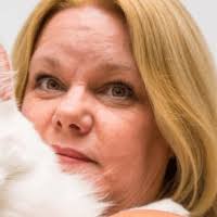 People who compete in cat shows aren't crazy, we're just proud of our pets 