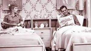 I love lucy bedroom set. I Love The 1950s An Analysis Of Social Issues In Television In Postwar America I Love Modesty An Analysis Of Sexuality In I Love Lucy