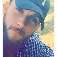 Jamie Uecker's Instagram, Twitter & Facebook