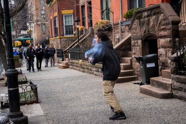 Homemade Bomb Thrown at Protest Near N.Y.C. Mayor's House, Police Say - The  New York Times